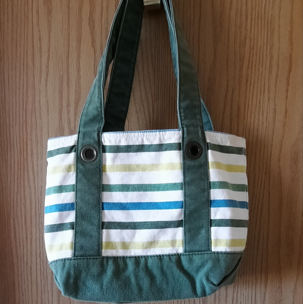 GUC Aeropostale Purse